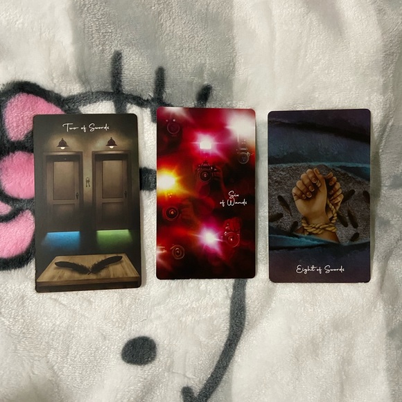 Tarot of Oneness - Picture 6 of 12